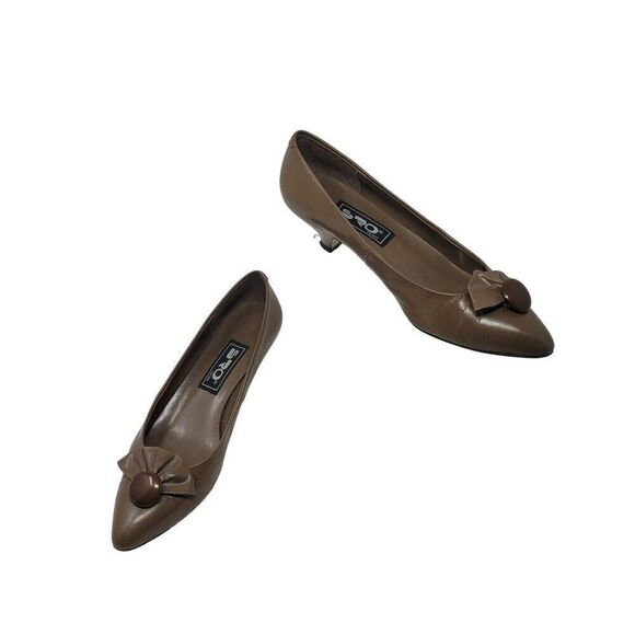 Vintage Spain Leather Kitten Heels 7M Brown 3D Bow Button Accent Secretary Geek - Picture 1 of 10